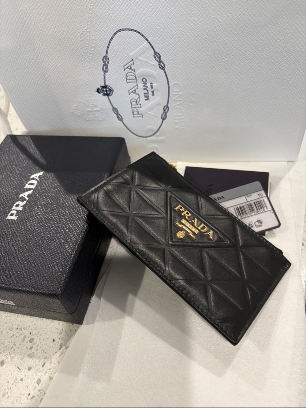 Prada Black Quilted Leather Zip Card wallet with Gold Logo - Picture 7 of 7